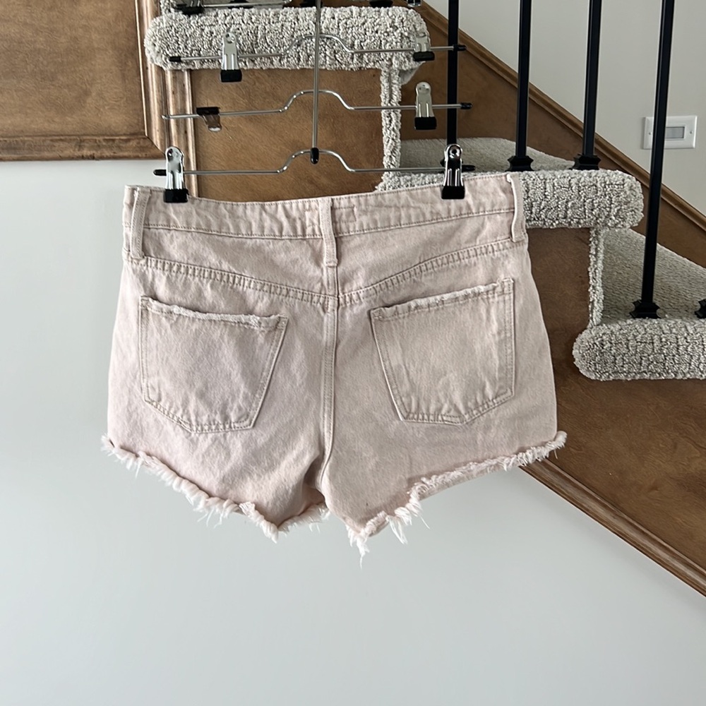 Kut Jane High Rise Shorts - Picture 3 of 10